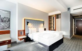 Premier Inn Koln City Mediapark